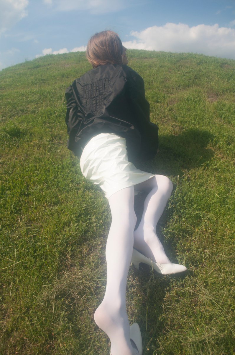 ipcollectivee's tweet photo. _IT'S IMPORTANT TO MAKE THE #NATURALENVIRONMENT C00L&SXY THIS YEAR. THEN WE 'LL TALK ABOUT #FREETHENIPPLE
PHOTOS #DRAMATEUROPE / SELF-CENSORSHIP, CUZ I'M TOO HOLY FOR THIS OR IT'S JUST SUMTHIN TO TALK ABOUT.
#HOLYMILK #LATEX #PEARLS #GENDERFLUID #ANDROGYNY #MADEINHEAVEN #MILKBABY https://t.co/AdtmajE8gA