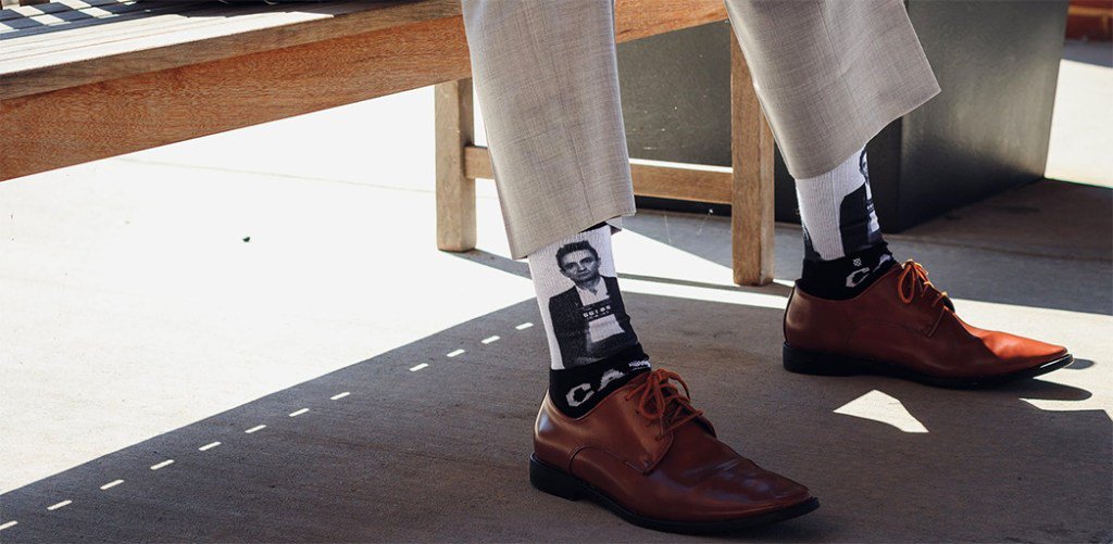 neotericmen's tweet photo. How To Pick The Perfect Pair Of Socks https://t.co/3jRRlnMwMT https://t.co/ZT6QUoKLAM
