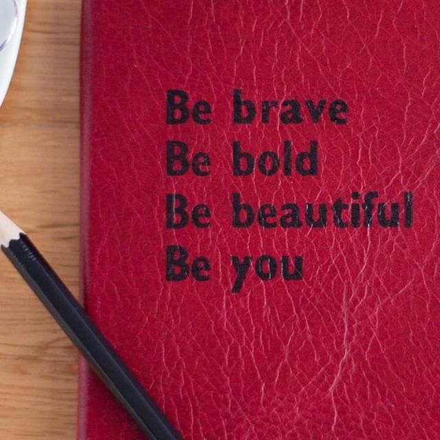 CourbeArtWear's tweet photo. Reposting @shellobelle80:
You are confined only by the walls you build yourself.⠀
.⠀
.⠀
.⠀
.⠀
.⠀
.
#bebrave #love #motivation #loveyourself #inspiration #selflove #life #goals #beautiful #bold #entrepreneur #beyourself #positivevibes #selfcare #mindset #quotes #smile #beyou https://t.co/9n92ZnXVCm