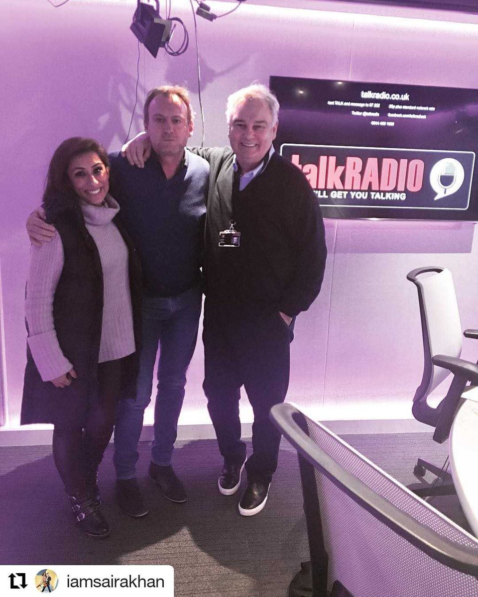 #Repost @iamsairakhan
(@get_repost)
•  •  •
Star struck on @talkradiouk with @eamonnholmes when we interviewed #philipglenister #livingthedream #lifeonmars