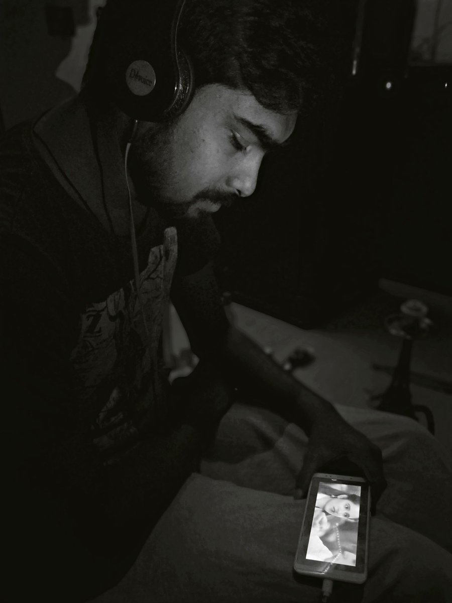 Sagar_Barapatre's tweet photo. @nadeemh229 Happy Birthday Brother love u so much and miss you alot... Hope you get to feeling better soon.. Jaldi wapas aajana mujhe chidhane yaar.. U need friendship’s healing touch...🤗
Also #ShirleySetiaLive Is waiting for us😉 @ShirleySetia Please wish him😊😊 https://t.co/GmDgwxgTWr