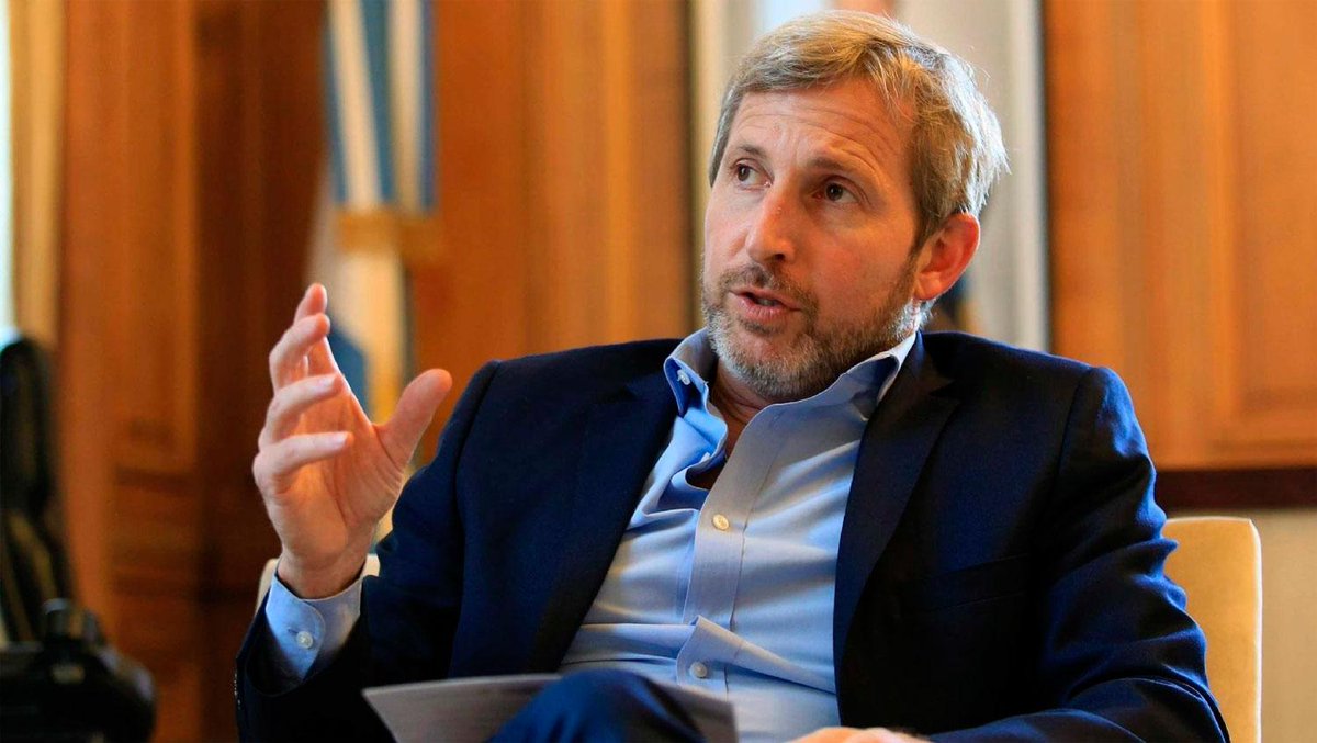 ElChubut's tweet photo. Frigerio: “Estamos trabajando muy fuerte para darle soluciones concretas a los chubutenses” #Chubut
https://t.co/qq57vHF7MK https://t.co/PlGA7h84Hh