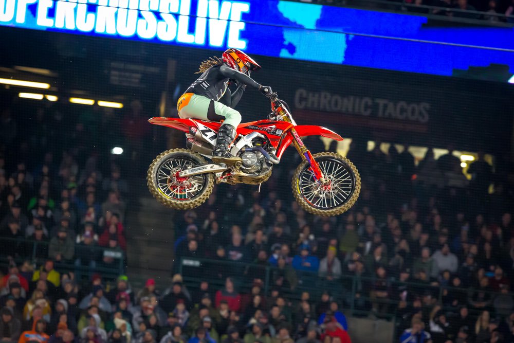 Retweet if you think <a href="/Predator_34/">Malcolm Stewart</a> can nail down a 450SX podium in 2019! 💪 #DropTheGate #SupercrossLIVE