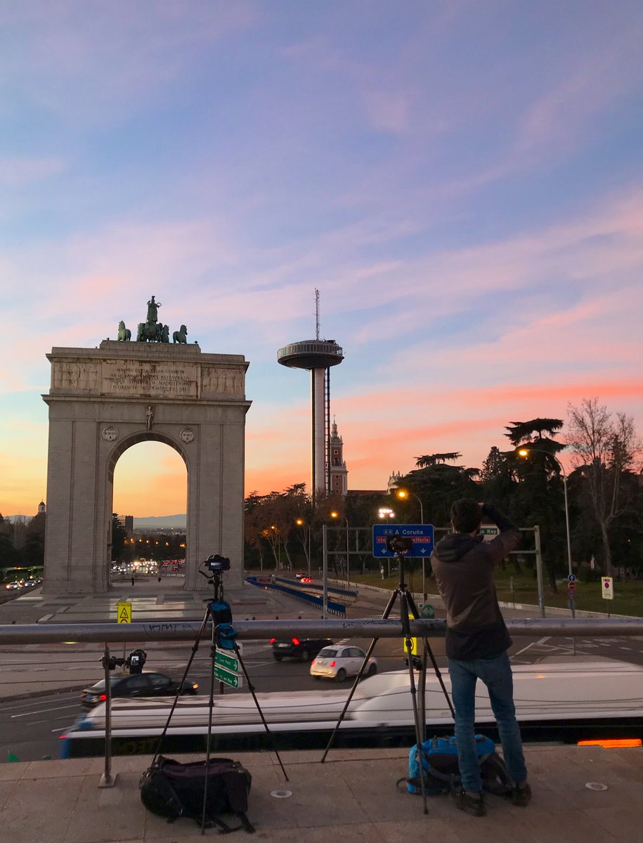 I love when a sunset turns out so colourful by surprise! <a href="/jmartinezmoran/">Javier Martínez Morán</a> #timelapse <a href="/fstopHQ/">f-stop | Photography</a> <a href="/SonyEspana/">Sony España</a> <a href="/Visita_Madrid/">Visita Madrid</a>