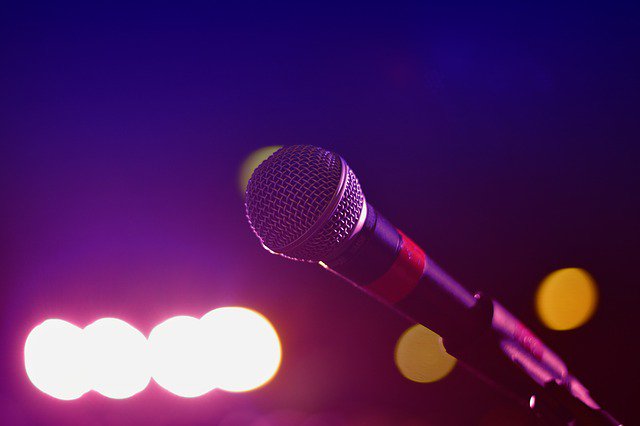 Thinking of getting into stand-up for yourself or just need to get out of the house for a good laugh? We've got a solid week of stand-up shows scheduled tonight, Thursday, Friday, AND Saturday! See the schedule and buy tickets: ow.ly/Np6E50k7g9u