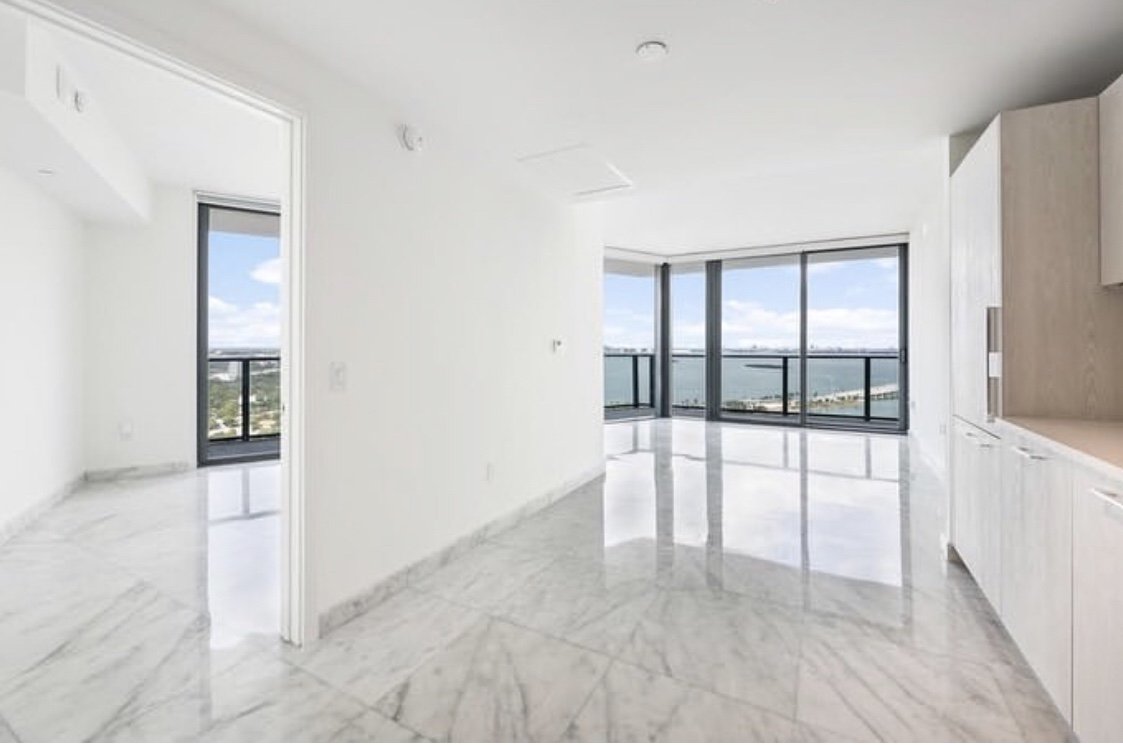 Amazingly spacious and sleek. |photo: @thebirdsgroup
paraisobayviews.com