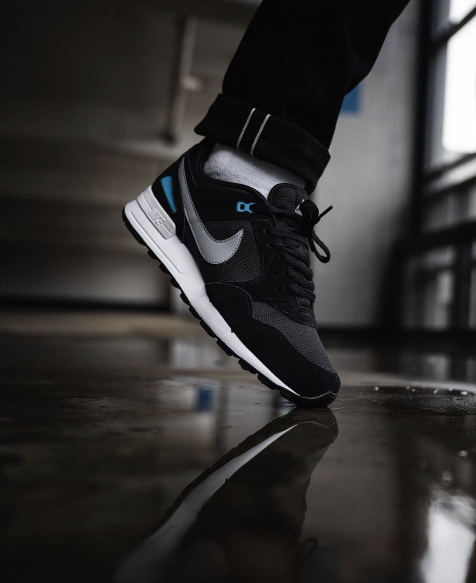 nike air pegasus 89 black blue
