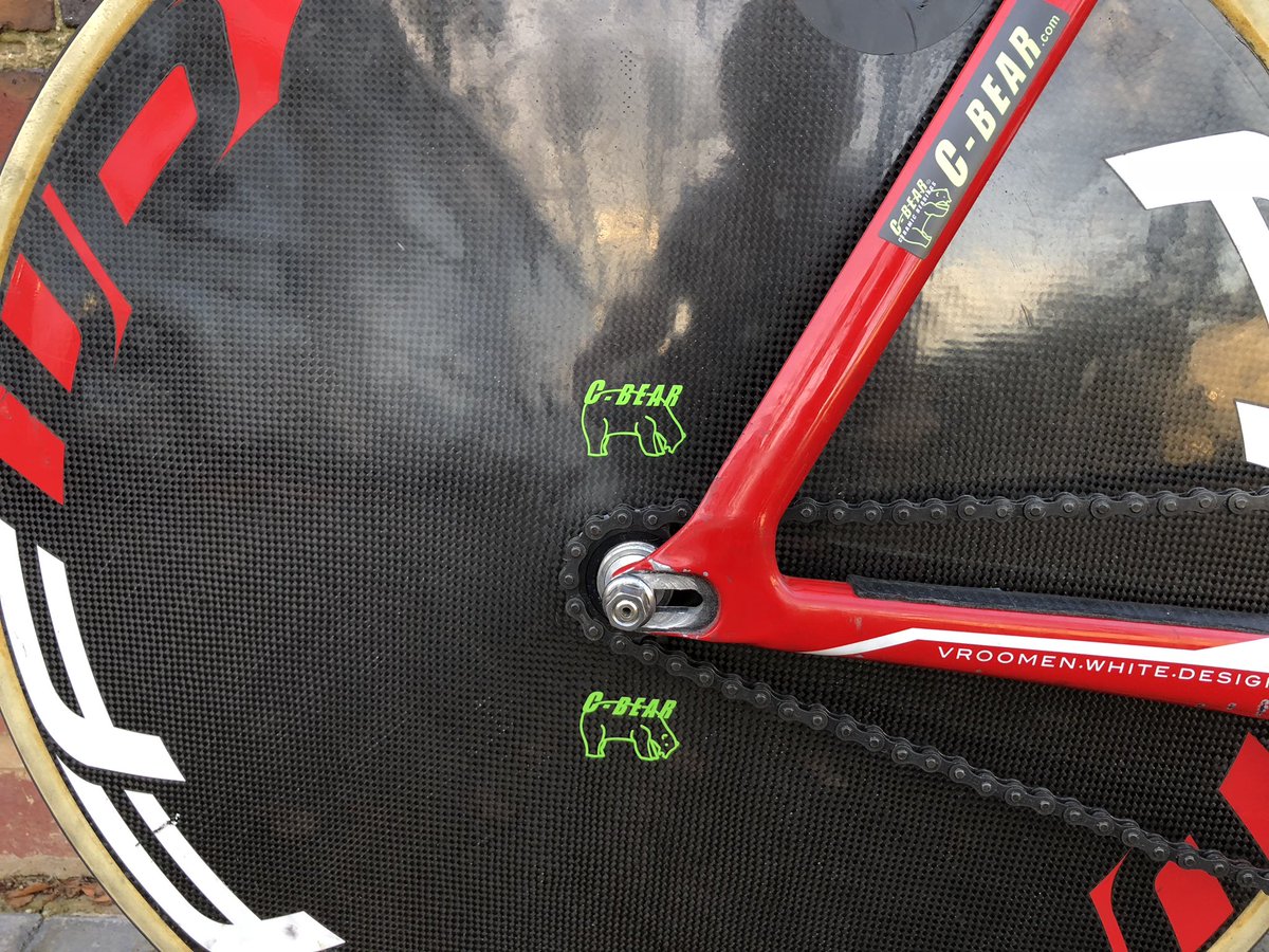 JackRootkinGray's tweet image. Off to 🇳🇱with @britishcycling tomorrow for first track race abroad. Should be a good trip with the other lads 🗺

Bikes good n ready with thanks to @cbearcycling @VITTORIATYRESUK @ridejoystick for the help 👌