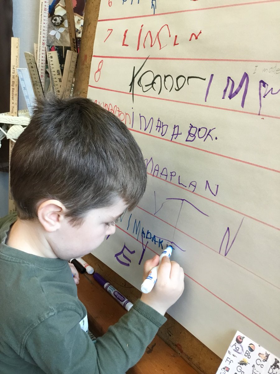 JBrentECE's tweet photo. Our JKs have come back from holiday & their desire to print their messages has bloomed! When they make the alphabet sound card into a game, it’s time to bump up ours to meet their needs 😀 #EarlyLiteracy #4FrameLearning guides our environment & program next steps @DrDSuzukiSchool https://t.co/QXkeQPYksy
