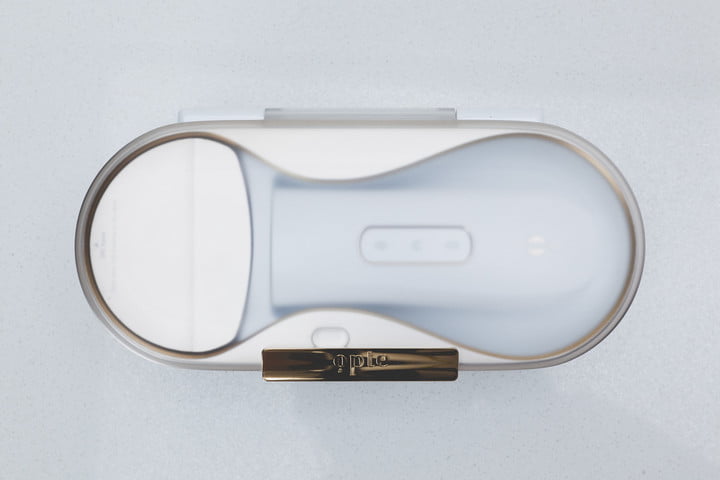 PGVstudio's tweet photo. .@ProcterGamble offshoot Opté is launching a beauty wand to banish blemishes https://t.co/hhK4VIedW8 #CES #PGLifeLab #PGVstudio https://t.co/5rWQW9YO2b