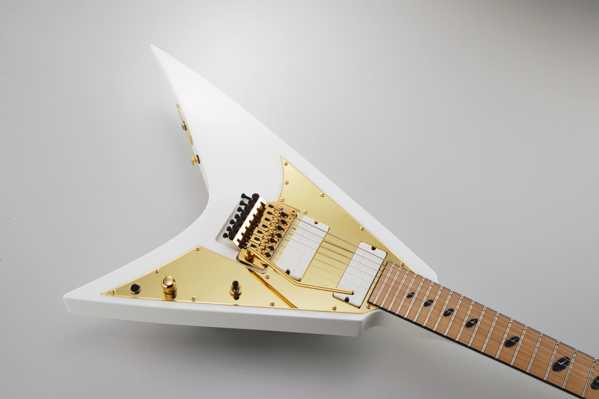 ギター CAPARISON ORBIT 7-CZQ Caparison Guitars Orbit 7-CZQ Cazqui Signature - White