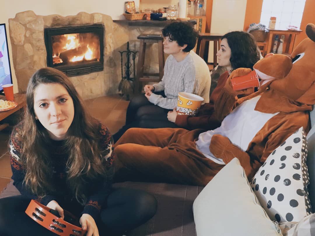 ¡¡¡Gachi-gracias!!! A todas y todos por estar compartiendo tantísimo nuestra canción/anuncio 😍🎉 Estamos super contentas!!! Pero la búsqueda sigue!!! 🤓🥁 #thegachises #thegachiseselregreso