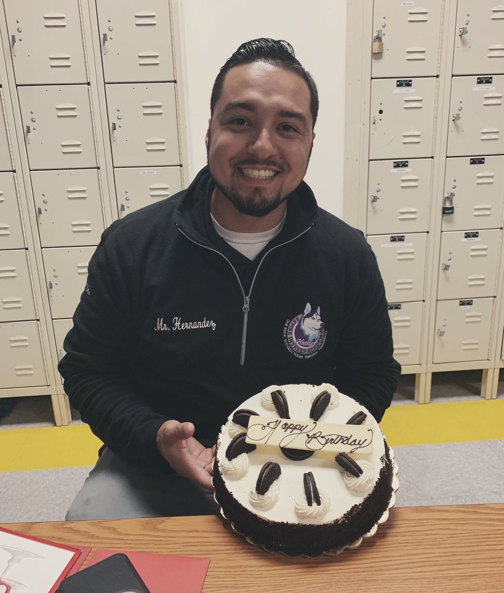 XTijerin's tweet photo. Celebrating Mr. Hernandez’s 60th Birthday....#HappyBirthdayGramps #January04 • @CHeatonPhD @DCabrera_AIA • @ChristinHwang https://t.co/ipHvKtpvRm