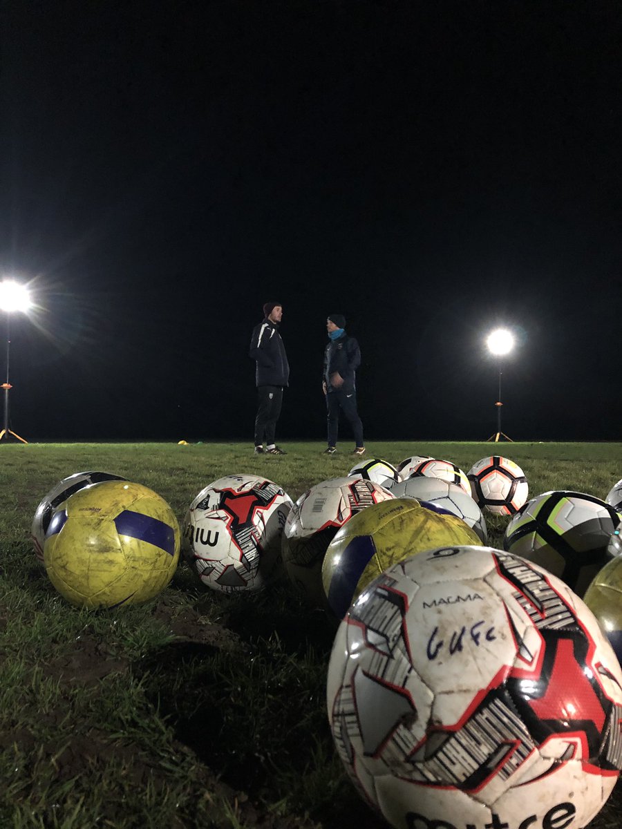 goringunited's tweet image. What a great 1st session 22 players is a fantastic number.  Onwards and upwards. #GULFC #SameAgainNextWeek #LadiesFootball