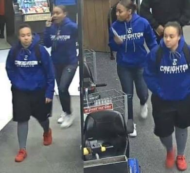 OmahaPolice's tweet photo. #OPD is looking to identify these suspects involved in a Strong Armed Robbery at Walgreens 50th and Center. If you know em turn em in @ https://t.co/rQpWfxwbgN report # AL17533 💵💵💵💵💵
#robbery #strongarm #greatphoto #turnemin via @OPDCrimeStop https://t.co/RKX7yVb0oJ