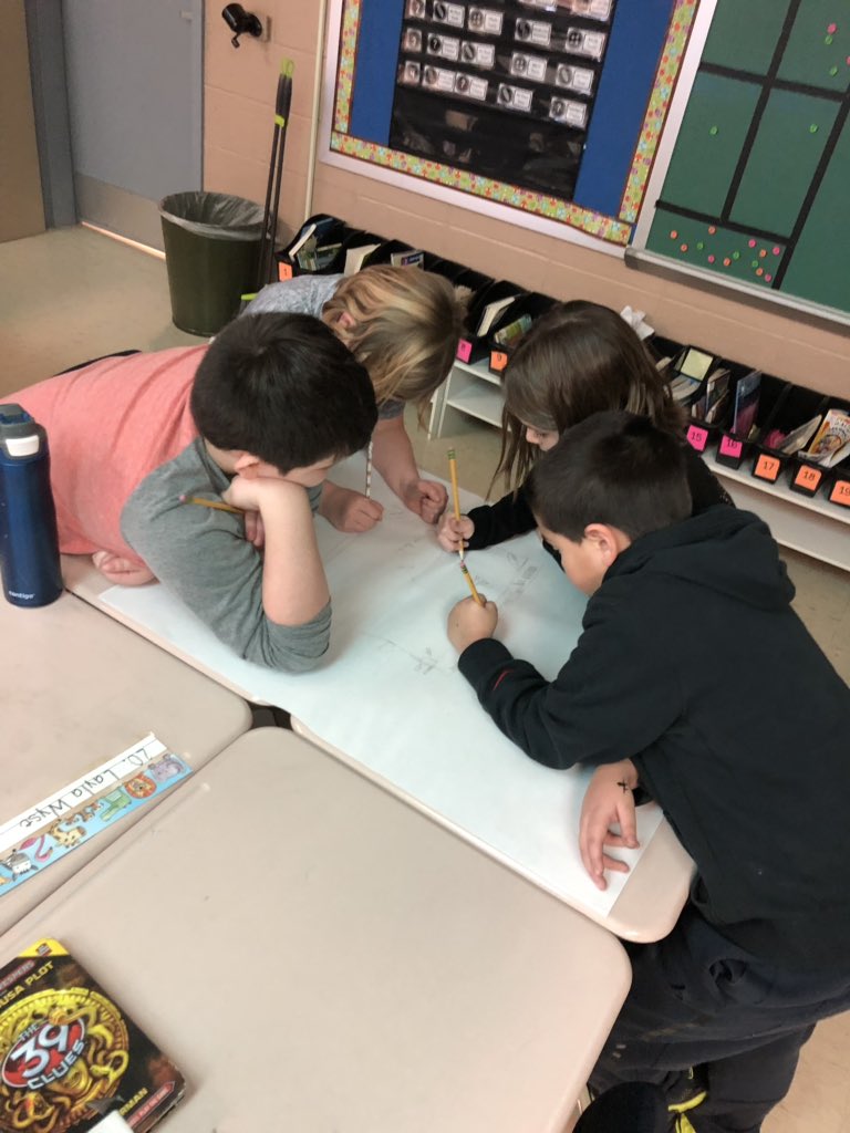 BruntonMs's tweet photo. Today we worked as teams to redesign our desks based on problems we notice about them #STEAM #designthinking #FMTLearns #FMTpride https://t.co/QBXsYBfbEz