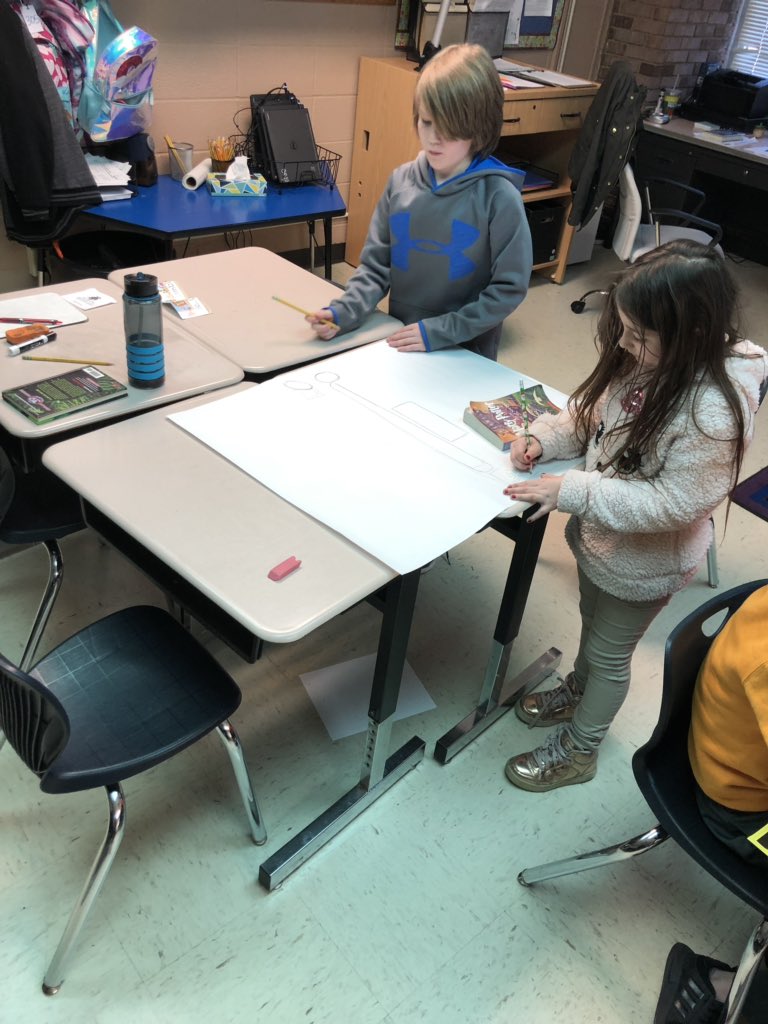 BruntonMs's tweet photo. Today we worked as teams to redesign our desks based on problems we notice about them #STEAM #designthinking #FMTLearns #FMTpride https://t.co/QBXsYBfbEz