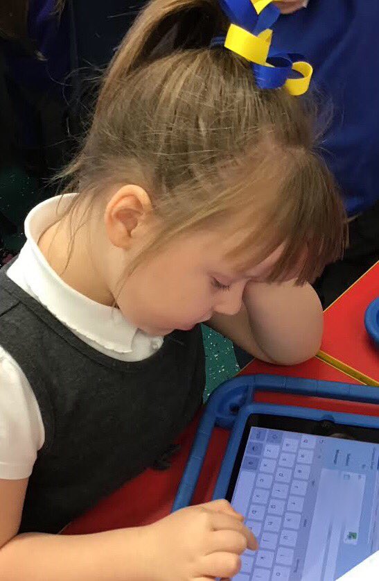 NBPSComputing's tweet photo. Class 5 @NewBrightonPS have been learning how to send emails to each other this week using @purpleMash #2email! Nice work Y1! #eSafety #computing #Wirral https://t.co/2bKcLwnvSZ