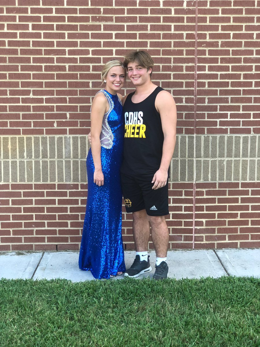 cdhs_cheer's tweet photo. Our #CDcheerleaderoftheweek this week is #MorganBrown! Head over to Instagram to see her interview! 🖤💛 https://t.co/2TiAc9YhJU
