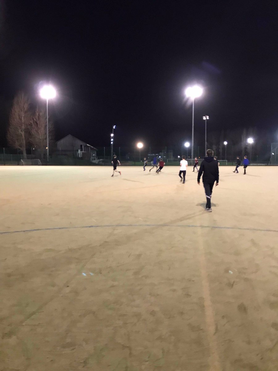 BromboroughRake's tweet photo. IT’S GAME WEEK! Prep for the first ever BRFC game, this Friday⚽️⚽️ Fitness is getting better and football improving aswell. #BRFC #CWFL https://t.co/itFGOSkdLc