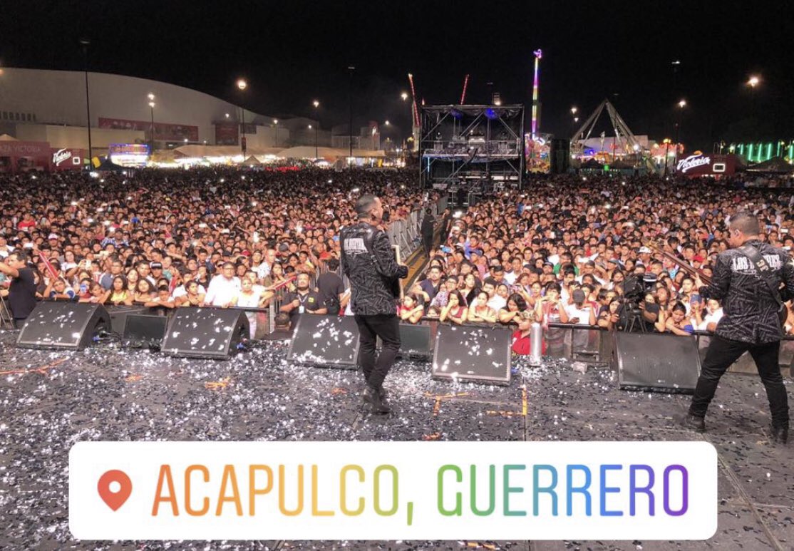 Los Buitres tweet media