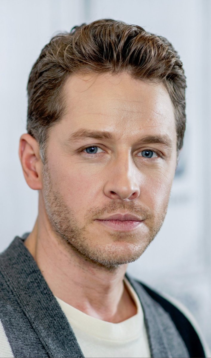 cassahcassou's tweet photo. He has so much charisma ๐ @JoshDallas #DallasAttack https://t.co/6yG9SBotSI