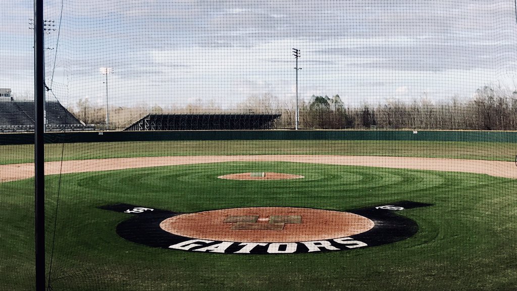 STHS_BASE's tweet photo. First striping of the year means only one thing, baseball season is around the corner! #breaknormal #STuckongreen https://t.co/bCQV6aaoU6