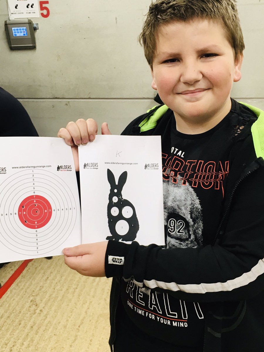 This new customer (only 10yrs old) came today and was awesome! Him and his grandpa had great fun.
#alders
#airrifle
#gunrange
#daysout