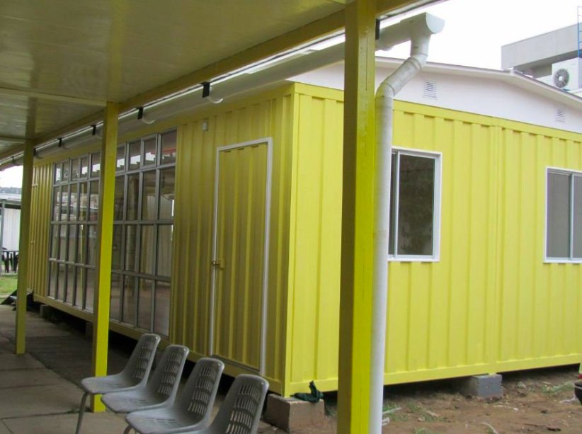SERVICONTAINER1's tweet photo. #SalaMultiuso fabricada con #Contenedores #Marítimos #reciclados
#idea o #proyecto? #container #modular #conciencia #Recycle https://t.co/Shzql4TOEH https://t.co/bDaErUEVOn