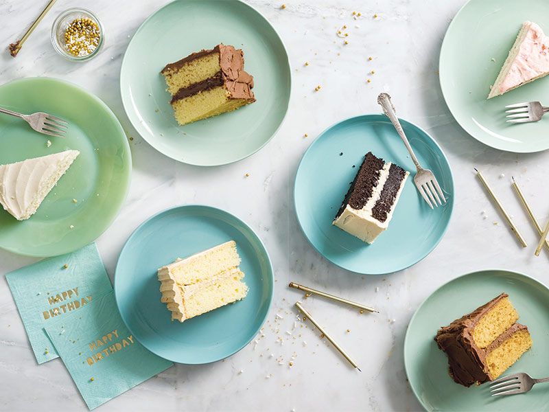 RibbonInJournal's tweet photo. Bake From Scratch just unveiled their third annual cookbook! Covering both sweet and savory, Bake from Scratch: Volume Three is filled with artisan recipes for yeast bread, pies, birthday cakes, and so much more. https://t.co/R7Pi2TCg6d https://t.co/H5jXjQFjWm