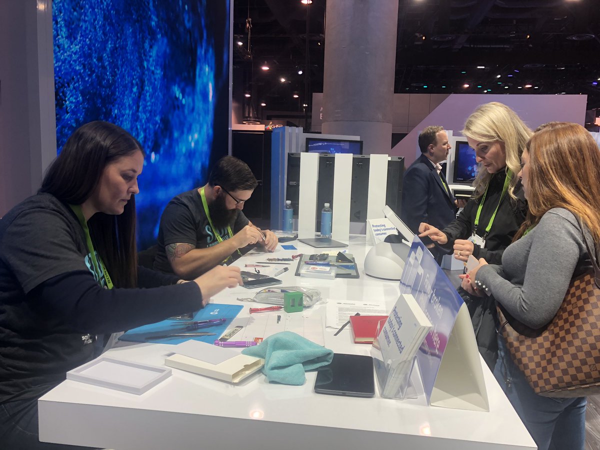 AllstatePP's tweet photo. Last repair is at 4pm today! Come get your shattered iPhone (6s -X) screens repaired for free at the Allstate booth #7928 #CES2019 https://t.co/YEji2v2DmN