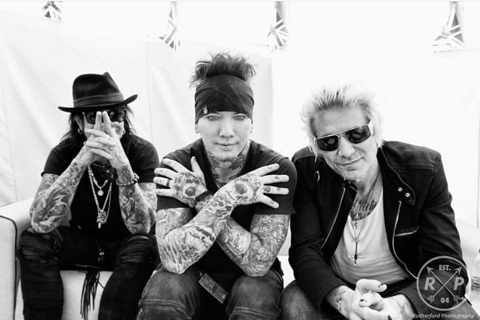 SIXX:AM 2019 - New song being recorded!
