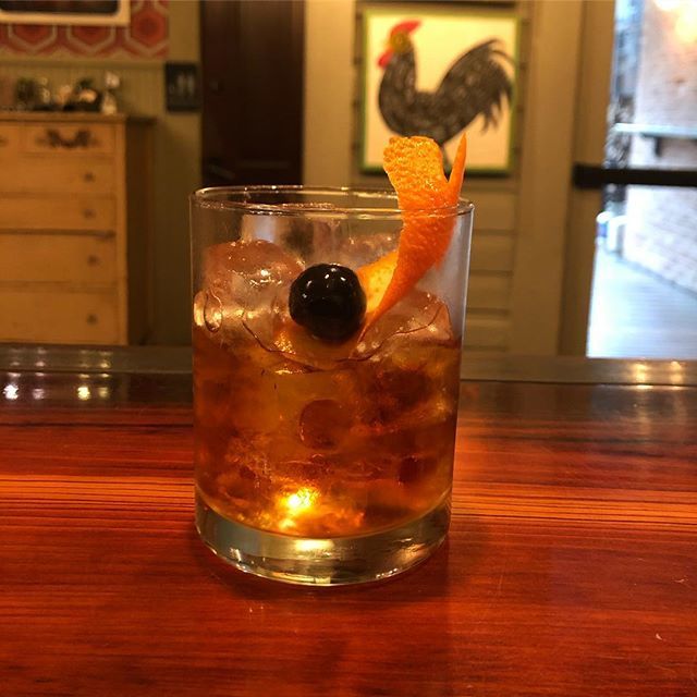 Come see us for a cocktail!

#historicpearl #oldfashioned #cocktails #rum #housecocktails #eldoradorum #texasbbq #happyhour #barbecue bit.ly/2Fk5DWc