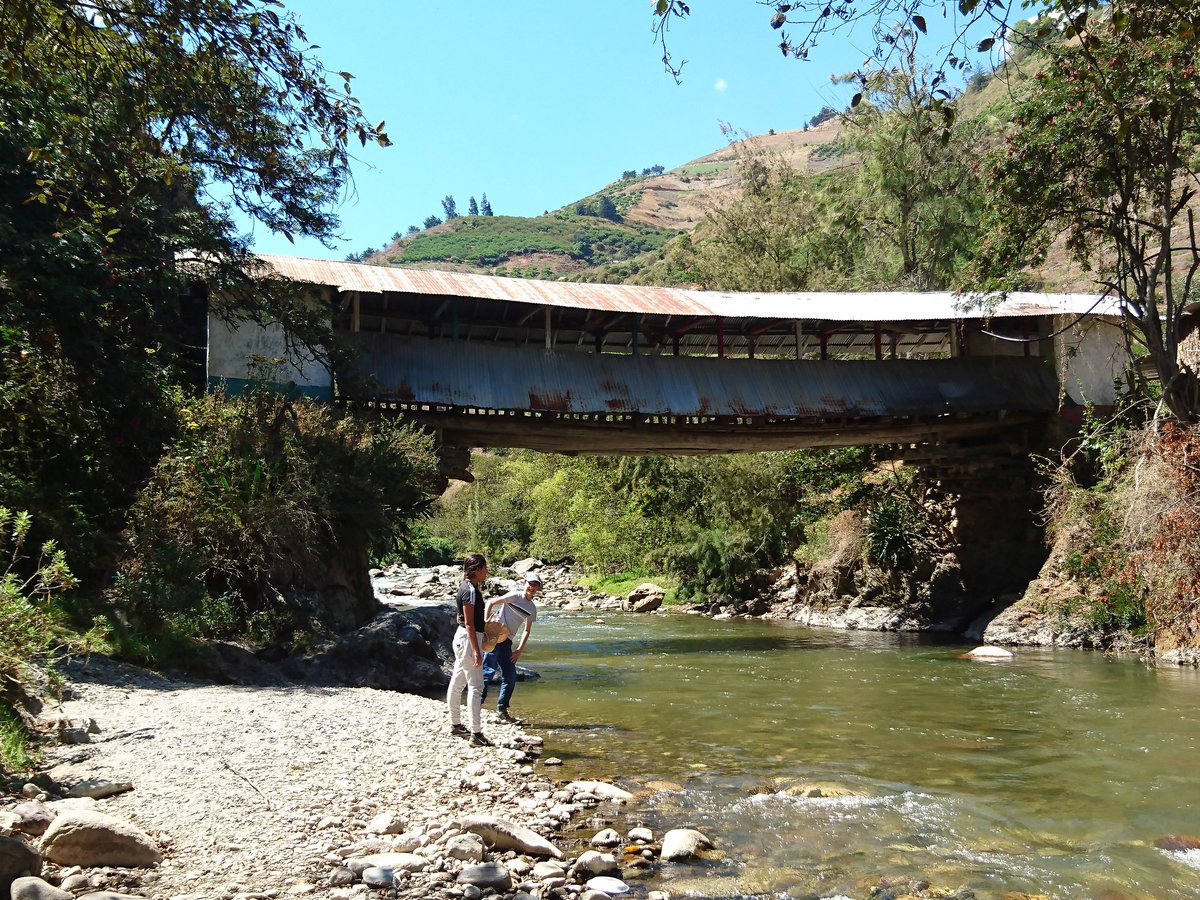 jkafanadorg's tweet photo. Puente la Unión, sobre río Caraba. https://t.co/GEJy40OICE