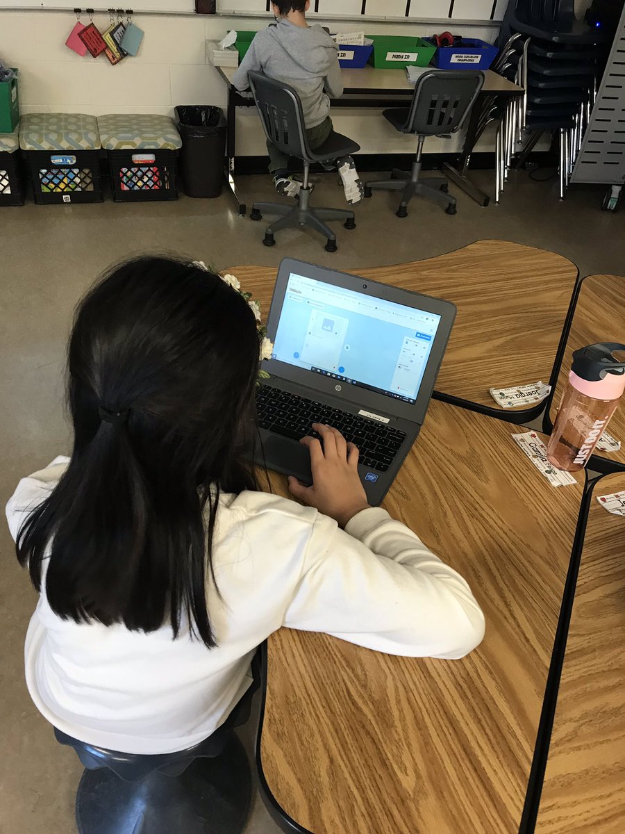elementaryolsen's tweet image. We had a fantastic afternoon learning how to use @writereaderapp. So kid friendly and soooo many possibilities for use in the classroom. Can’t wait for the projects to come to life that are swimming through my head. @DeshayeCatholic #RCSDconnect #RCSDtech