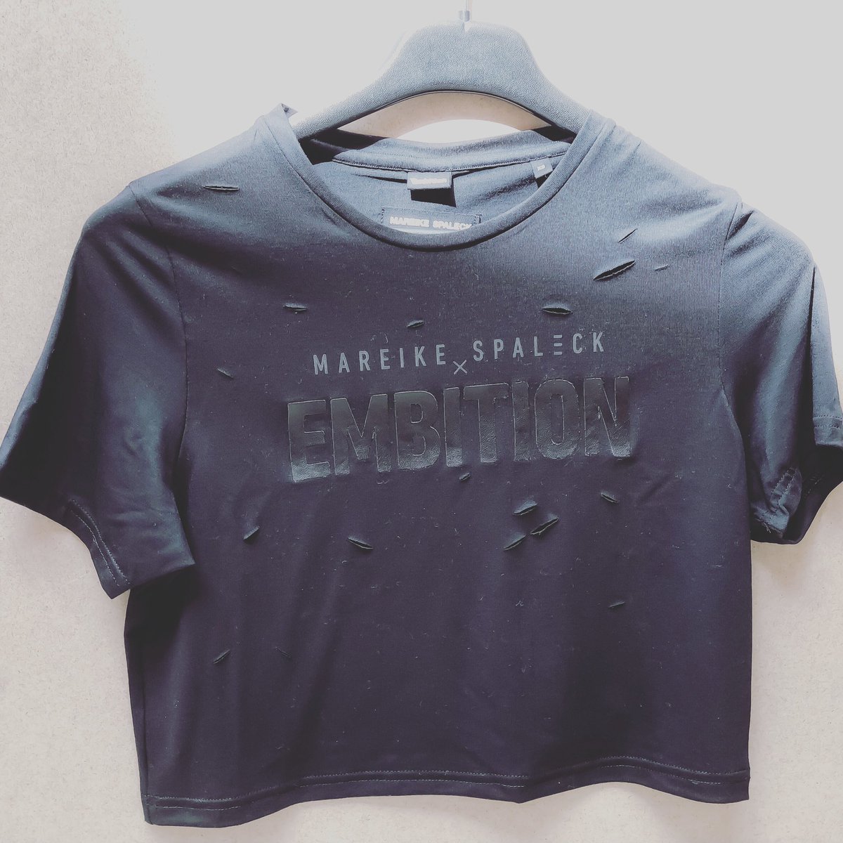 embition's tweet image. @Embition fitness fashion concept styles in corporation with Mareike Spaleck designed by CT. #fitness #fashion #sweatdress #sweatrock #croptop #embition #yoga #yogawear #fibo #sportswear #sports #streetwear #streetstyle #bodybuilding #mareikespaleck #fashionblogger #fashionista