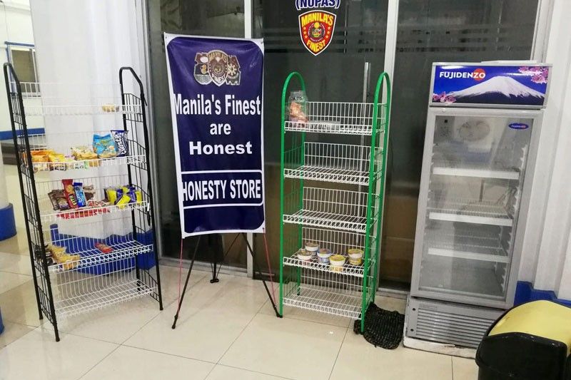 PhilippineStar's tweet photo. After six months of operation, the Manila Police District “honesty store” closed shop over the weekend, citing financial losses attributed to dishonest buyers.
https://t.co/aozsJhJMFu https://t.co/znwbg5hkFS