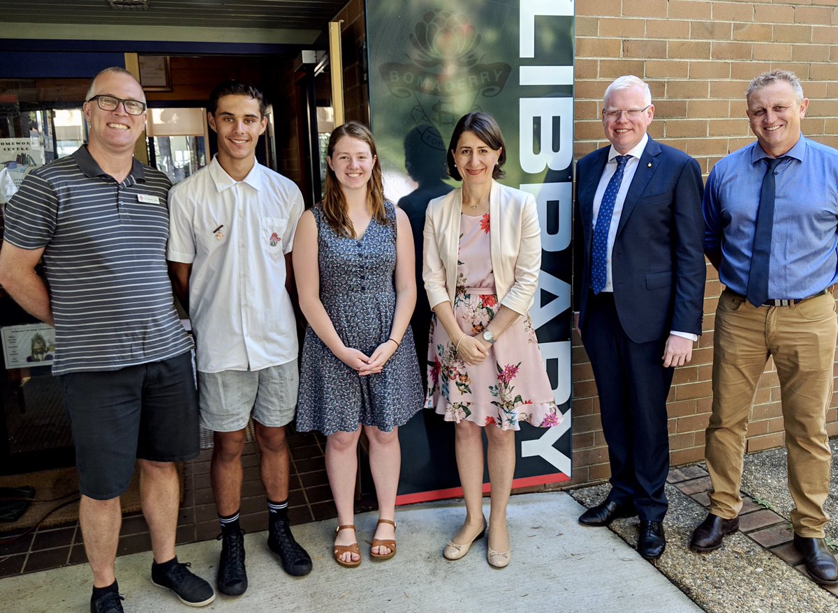 GladysB's tweet image. Meeting cadets at the Infrastructure Skills Legacy Training Hub with @garethjward. Training the future workers to build projects like the Albion Park Rail Bypass. #trainingforthefuture