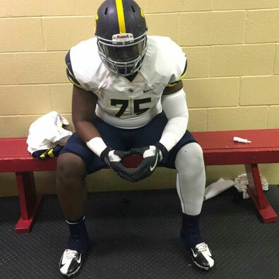 CSmithScout's tweet photo. Lausanne (TN) OL Gary Walton has told me his official visit schedule for the coming weeks....(In Order)
- #PrairieViewAMU (4th-6th)
- #ETSU (11th-13th)
- #AustinPeay (18th-20th)
- #JacksonvilleSt (Feb 1st-3rd)
#SWAC #SoCon #OVC
#Lynx #WestTN19 #CSS https://t.co/FCjCOKn3IH