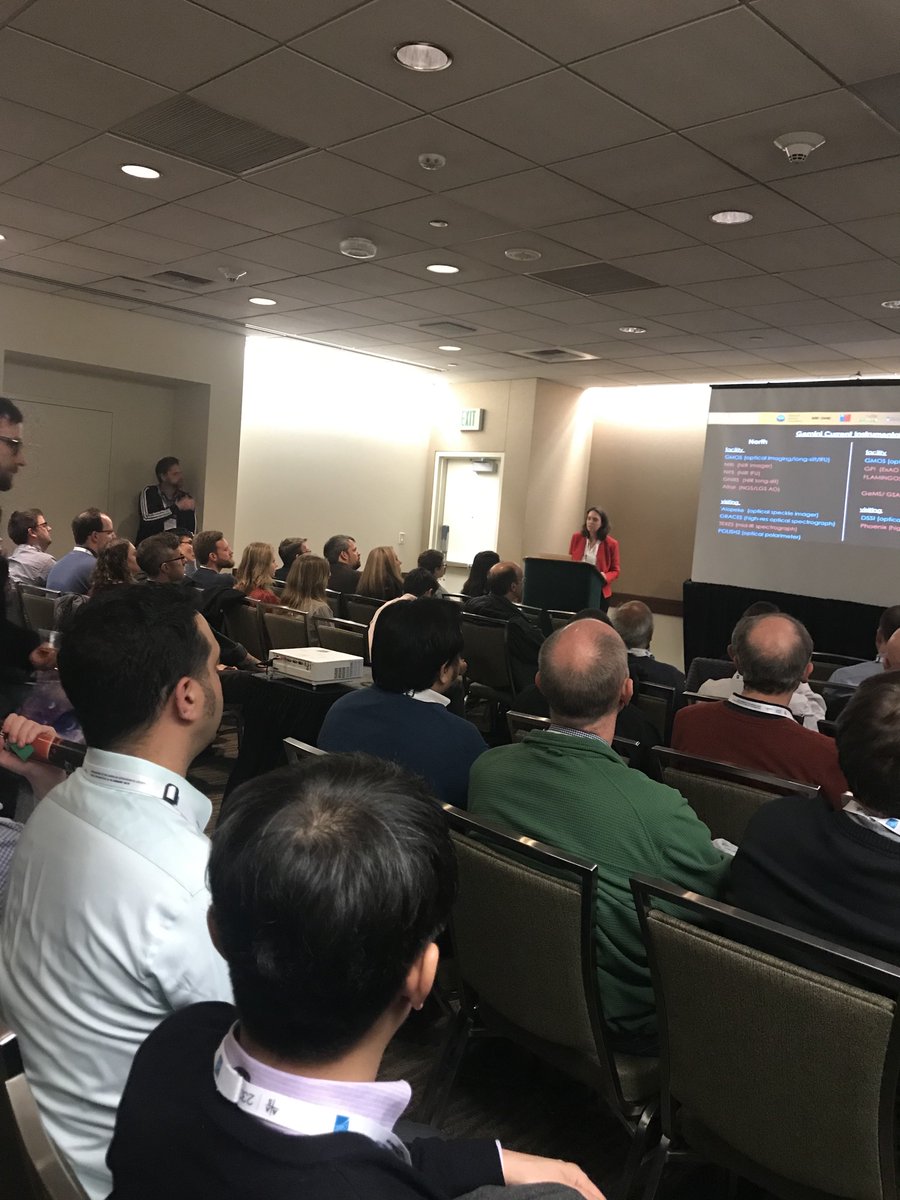 GeminiObs's tweet image. A full house at the #AAS233 @GeminiObs open house #NSFscience