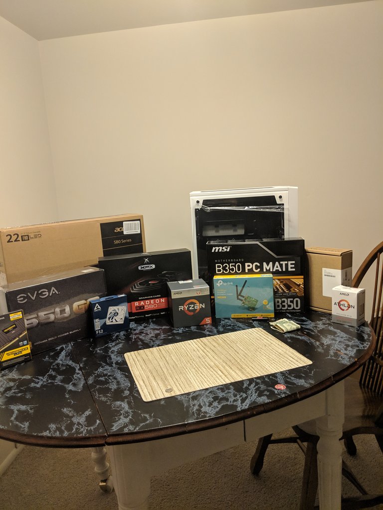 Destination0_YT's tweet image. All the parts are here!! Build stream will be Thursday!! I&apos;m so excited! #buildingpc #pc #gamingpc