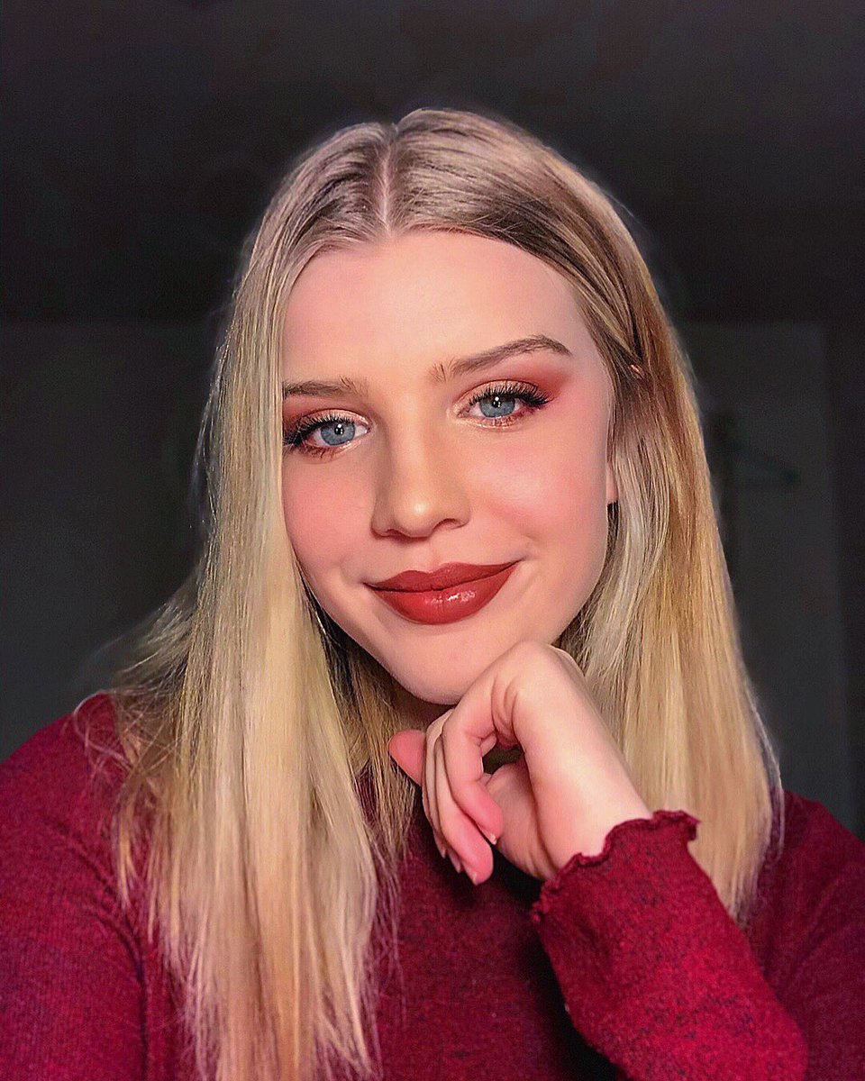 Kaelyn tweet media