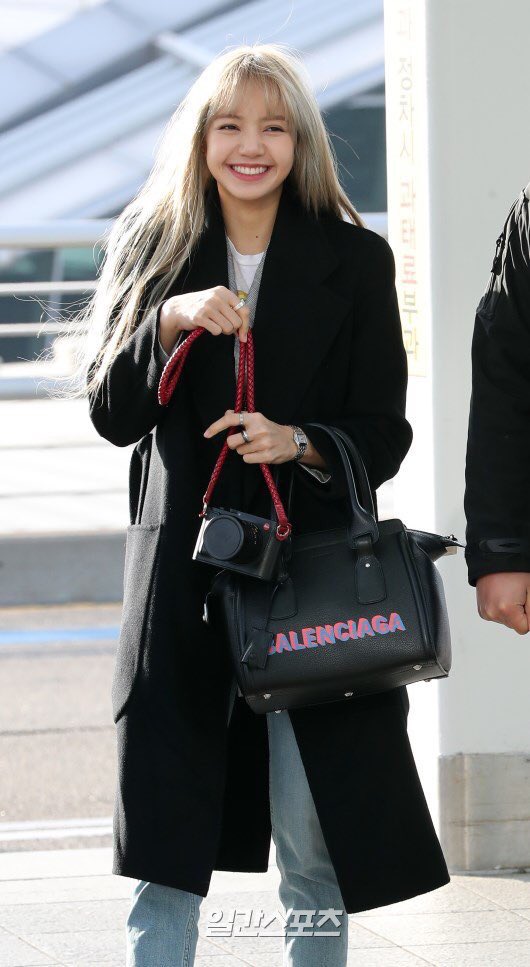 Appreciation Blackpink Lisa New Look Ashe Blonde Celebrity