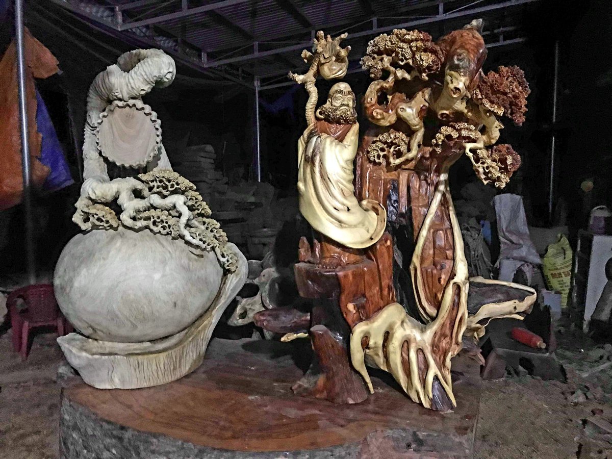 Giới thiệu mẫu tượng Đạt Ma Sư Tổ bằng gỗ Tùng nguyên gốc nguyên khối siêu đẹp Giới thiệu mẫu tượng Đạt Ma Sư Tổ bằng gỗ Tùng nguyên gốc nguyên khối siêu đẹp