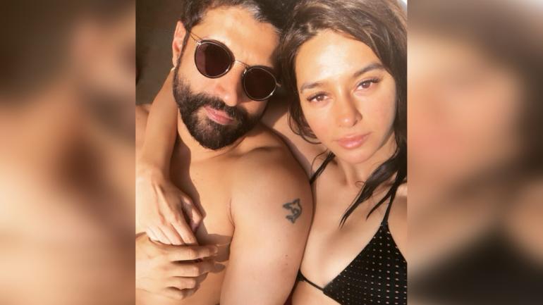 Shibani Dandekar wishes boyfriend Farhan Akhtar: Happy birthday, my sweet grumps |  