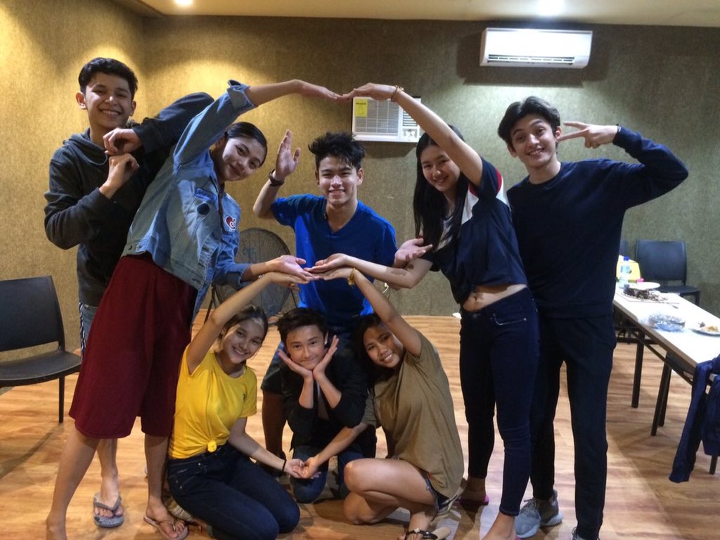 SethDefenderOFC's tweet photo. Then &amp; Now

THE ORIGINALS! namiss namin yung samahan nyo ang solid 💪❤️😍 https://t.co/iydQaLhCyp