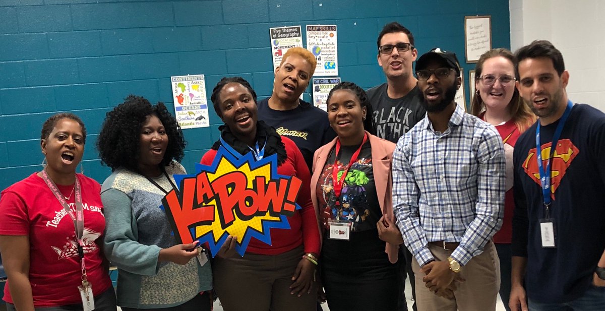 MHunter1964's tweet image. Beginning teachers have Super Powers!  Celebrating growth through teaching and learning! Way to BYTE Sharks!  #STEMSharksBYTE #STEMulatingMinds @SmoovKris