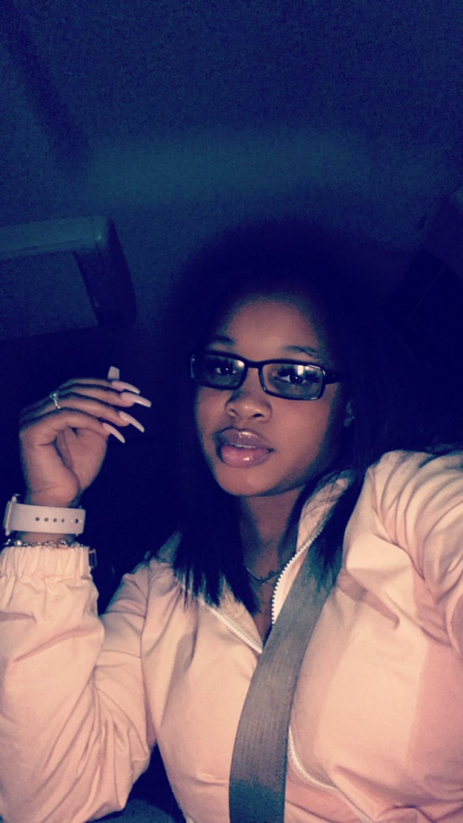 lillolllaaa's tweet photo. im good luv. https://t.co/JfBfVTWJoX