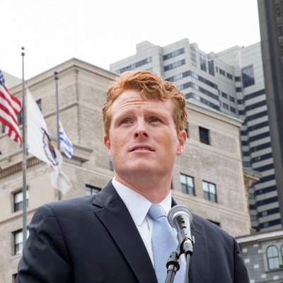 Falconer084's tweet image. .@MaxKennerly you ever wonder if Joe Kennedy ever gets abuse over your Uncle&apos;s garage band? #NoisePolution