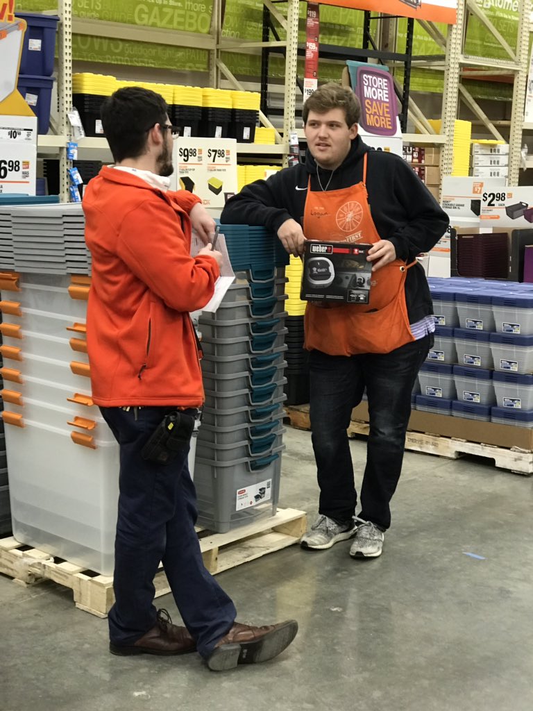 srobbins55's tweet image. Here is @JesseWeyl296 coaching associates on Services and the monthly focus of #kitchenmakeovers #ridc #thdcc8922 #simplyservices #digdeep @keithkomata @TheTyCollier @okboo22 @smitty04